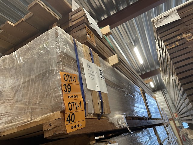 Ca. 132x guyana teak latten geschaafd, 27x45mm, lengte 300cm - afbeelding 4 van  4