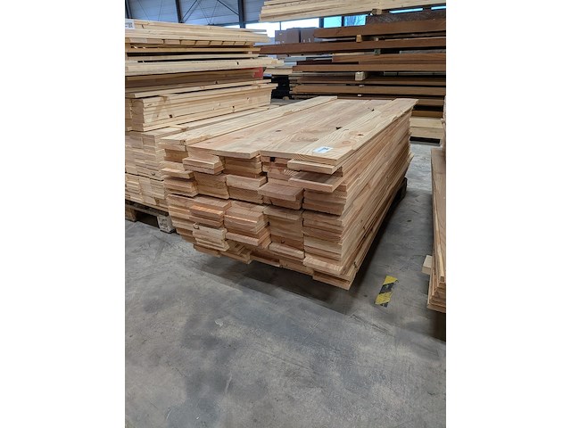 Ca. 133x douglas geschaafd - afbeelding 2 van  7