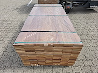 Ca. 133x guyana teak planken geschaafd, 25x145mm, lengte 175cm - afbeelding 1 van  4