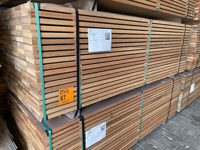 Ca. 133x guyana teak planken geschaafd, 25x145mm, lengte 215cm - afbeelding 4 van  4