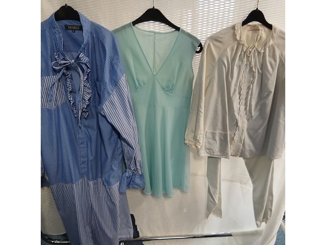 Ca. 133x vrouw, lingerie en nachtkleding - afbeelding 8 van  8