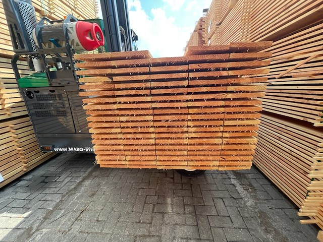 Ca. 135x douglas planken fijnbezaagd, 22x200mm, lengte 300cm - afbeelding 2 van  4