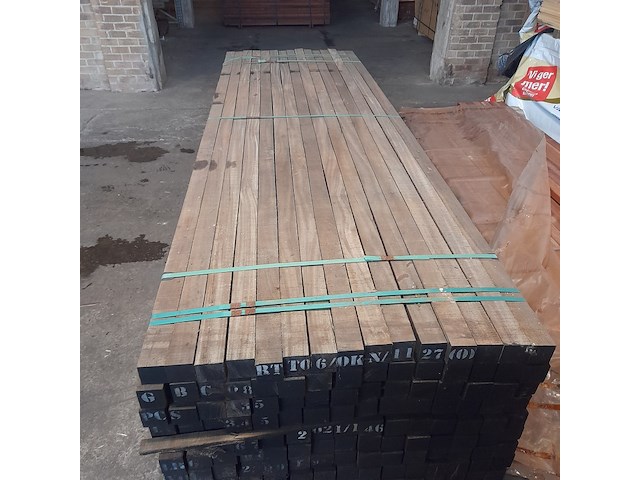 Ca. 135x hardhouten paal, 7 x 7 x 350 cm - afbeelding 2 van  6