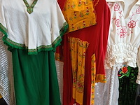 Ca. 135x italiaanse en hongaarse outfits - afbeelding 6 van  12