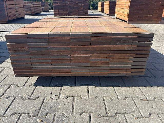 Ca. 136x guyana ipé planken geschaafd, 25x140mm, lengte 118/65cm, 18/125cm - afbeelding 3 van  3
