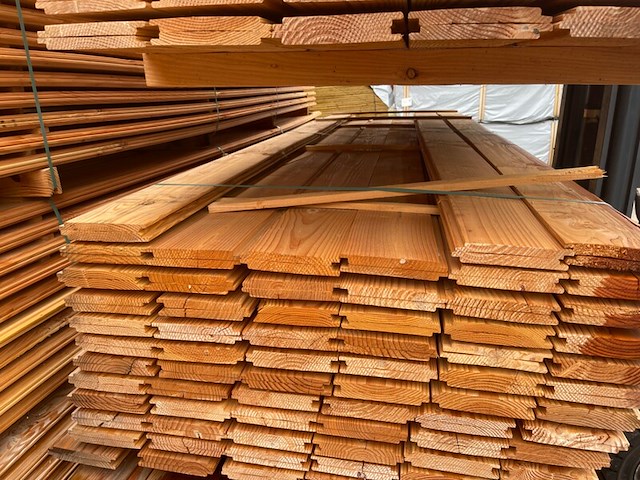 Ca. 138x douglas wisselsponning/halfhoutsrabat, 18x190mm, lengte 400cm - afbeelding 1 van  3