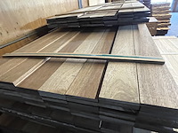 Ca. 138x guyana teak country grade planken geschaafd, 18x140mm, lengte 37/300cm, 101/400cm - afbeelding 1 van  3