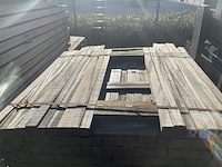 Ca. 138x guyana teak palen fijnbezaagd, 40x40mm, lengte 55/100cm, 83/150cm - afbeelding 1 van  3