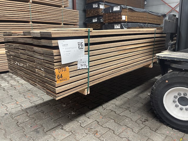 Ca. 138x guyana teak planken geschaafd , 16x140mm, lengte 400cm - afbeelding 2 van  3