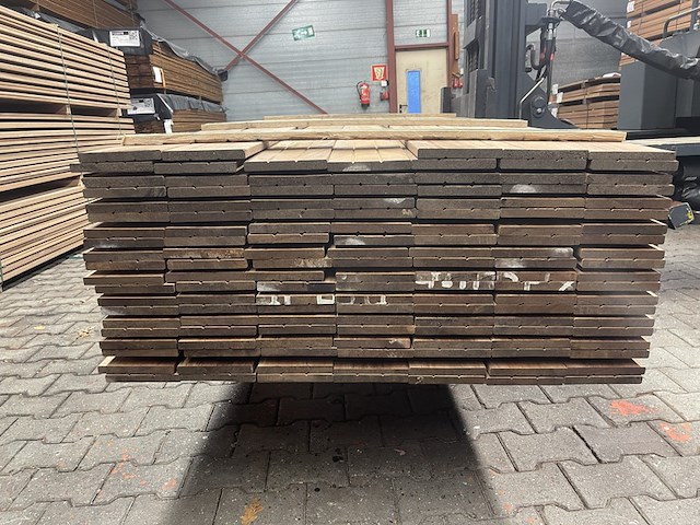 Ca. 138x guyana teak planken geschaafd , 16x140mm, lengte 450cm - afbeelding 3 van  3