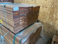 Ca. 139x guyana teak planken geschaafd, 25x145mm, lengte 100cm - afbeelding 3 van  3