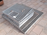 Ca. 13x afdekrooster - afbeelding 2 van  6