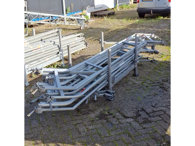 Ca. 13x bordestrap leuning, layher, allround | 257 cm, in transportbok - afbeelding 5 van  8