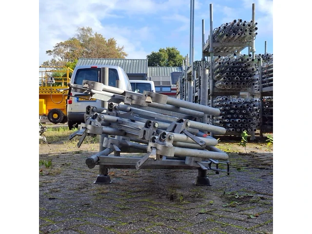 Ca. 13x bordestrap leuning, layher, allround | 257 cm, in transportbok - afbeelding 8 van  8