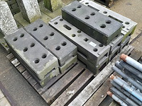 Ca. 13x bouwhekvoet - afbeelding 1 van  4