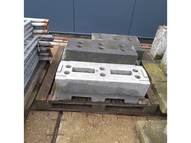 Ca. 13x bouwhekvoet - afbeelding 3 van  4