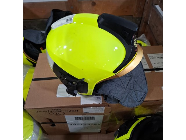 Ca. 13x brandweer helm - afbeelding 3 van  7