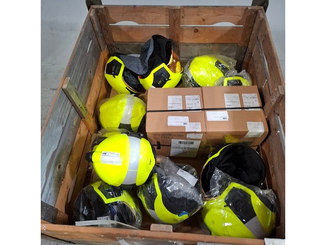 Ca. 13x brandweer helm - afbeelding 7 van  7