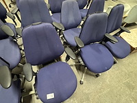Ca. 13x bureaustoel rh, logic 300, blauw, met armleggers - afbeelding 2 van  12
