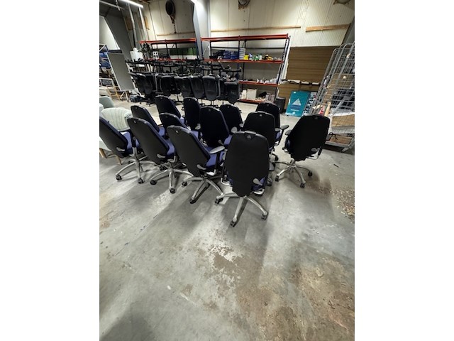 Ca. 13x bureaustoel rh, logic 300, blauw, met armleggers - afbeelding 4 van  12