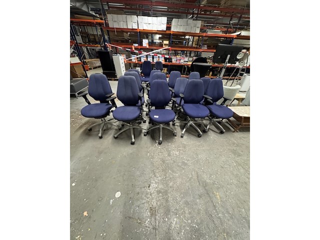 Ca. 13x bureaustoel rh, logic 300, blauw, met armleggers - afbeelding 10 van  12