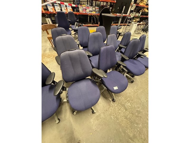 Ca. 13x bureaustoel rh, logic 300, blauw, met armleggers - afbeelding 12 van  12