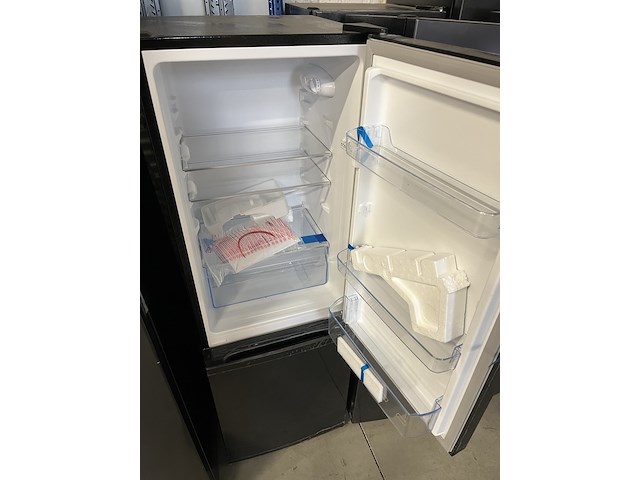 Ca. 13x chiq koelkasten en vriezers - afbeelding 4 van  8