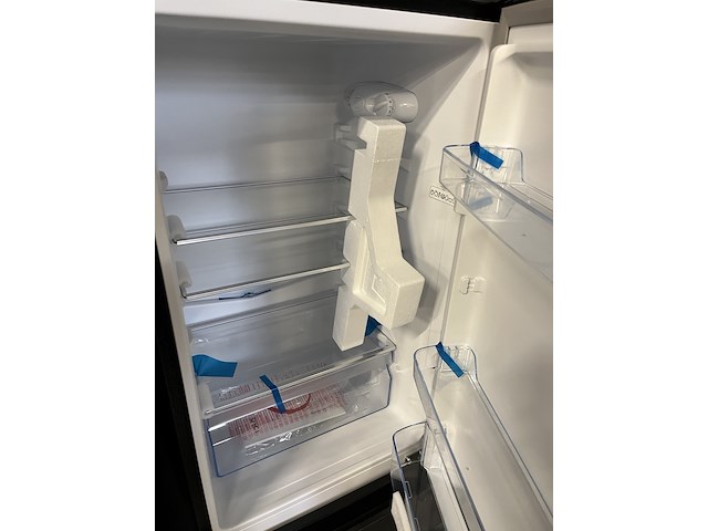Ca. 13x chiq koelkasten en vriezers - afbeelding 5 van  8