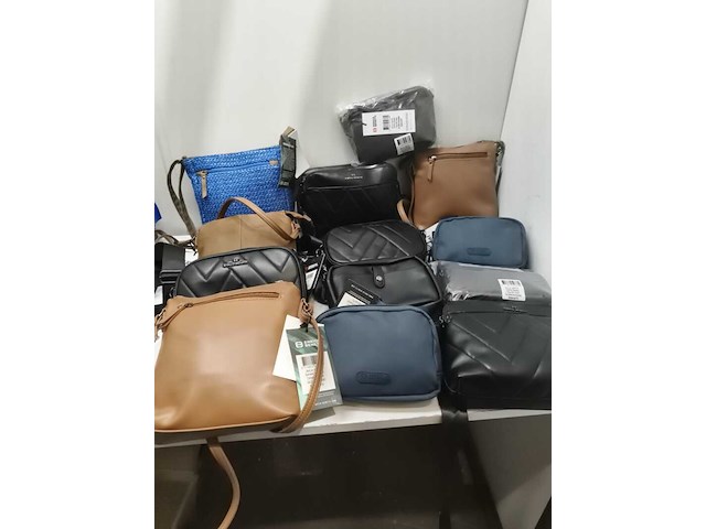 Ca. 13x damestasjes, enrico benetti, diverse modellen, diverse kleuren - afbeelding 1 van  8