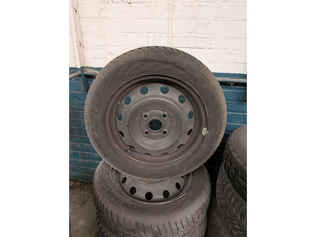 Ca. 13x diverse autoband op velg - afbeelding 6 van  24