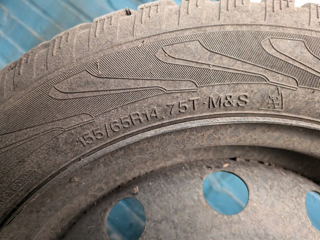 Ca. 13x diverse autoband op velg - afbeelding 11 van  24