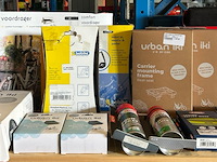 Ca. 13x fiets accessoires en onderhoud w.o. fietszitje, w.o. urban iki, bobike - afbeelding 1 van  9