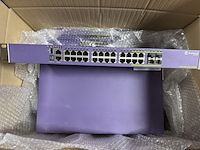 Ca. 13x gigabit poe+ edge switch met 10g-uplinks, extreme networks summit, x440-g2-24p/48p-10ge4, paars, 2015-2016 - afbeelding 1 van  5