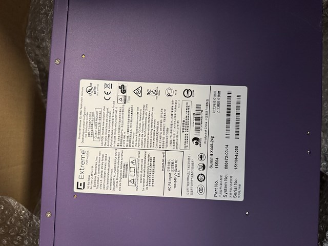 Ca. 13x gigabit poe switch met 10g-uplinks, extreme networks summit, x440-24p-10g / x440-48p-g10 / x440-48p, paars, 2011-2012 - afbeelding 4 van  10