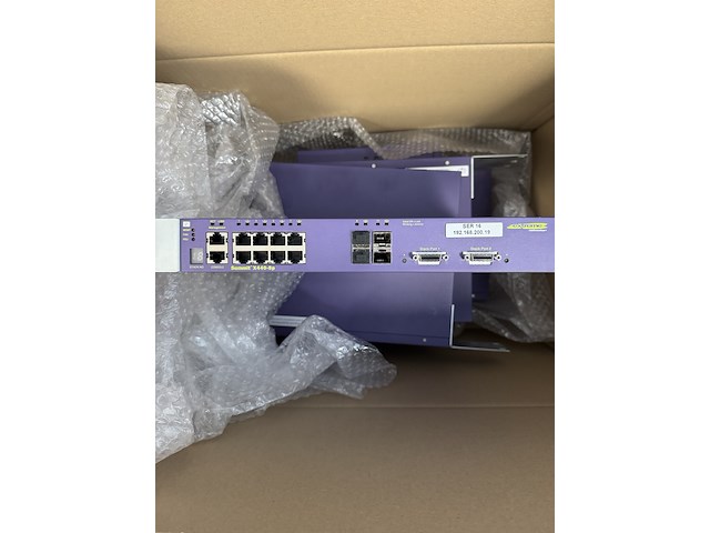 Ca. 13x gigabit poe switch met 10g-uplinks, extreme networks summit, x440-24p-10g / x440-48p-g10 / x440-48p, paars, 2011-2012 - afbeelding 6 van  10