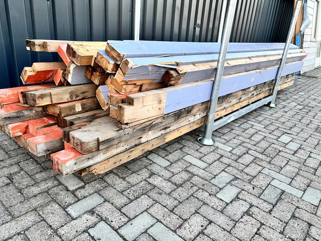 Ca. 13x houten gordingen - afbeelding 1 van  6