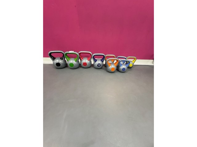 Ca. 13x kettlebell - afbeelding 1 van  5