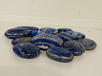 Ca. 13x lapis lazuli gepolijste stukken - afbeelding 2 van  3