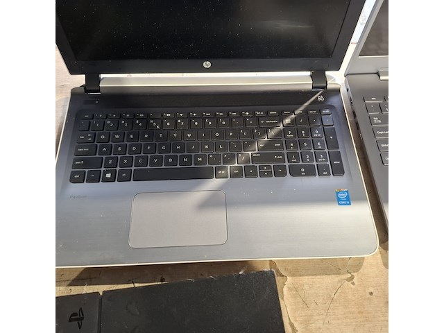 Ca. 13x laptop en 3x tablet, o.a. samsung, hp, acer - afbeelding 7 van  50