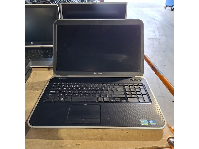 Ca. 13x laptop en 3x tablet, o.a. samsung, hp, acer - afbeelding 12 van  50