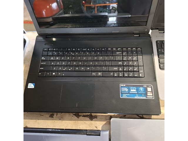 Ca. 13x laptop en 3x tablet, o.a. samsung, hp, acer - afbeelding 32 van  50