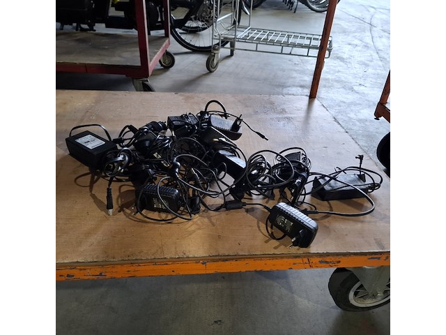 Ca. 13x laptop en 3x tablet, o.a. samsung, hp, acer - afbeelding 38 van  50