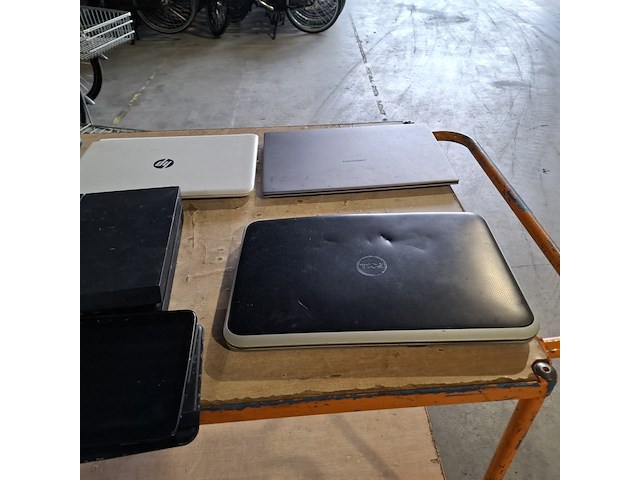 Ca. 13x laptop en 3x tablet, o.a. samsung, hp, acer - afbeelding 42 van  50
