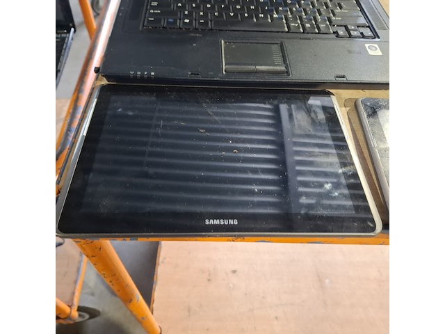 Ca. 13x laptop en 3x tablet, o.a. samsung, hp, acer - afbeelding 48 van  50