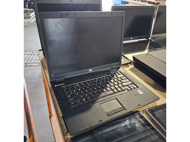 Ca. 13x laptop en 3x tablet, o.a. samsung, hp, acer - afbeelding 49 van  50