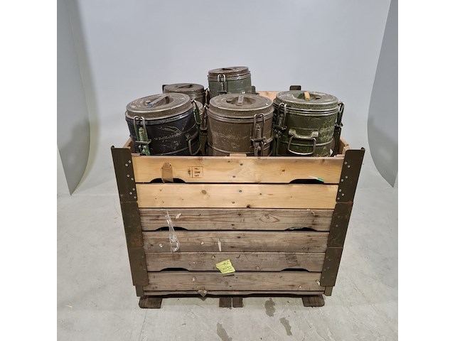 Ca. 13x voedselcontainer - afbeelding 1 van  10