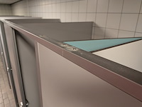 Ca. 14 meter kleedruimte-module — 13x kleedkamer - afbeelding 12 van  13