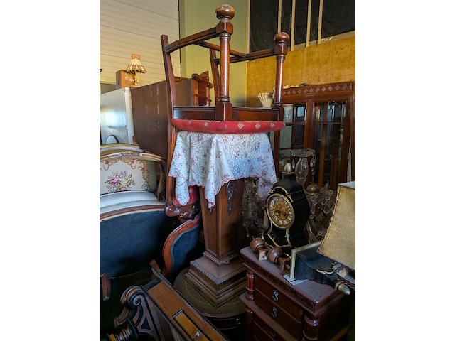Ca. 140m2 kunst, antiek & vintage in opslag - afbeelding 22 van  96