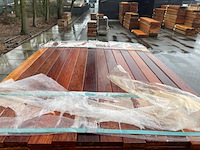 Ca. 140x angelim pedra planken geschaafd, 21x70mm, lengte 245cm