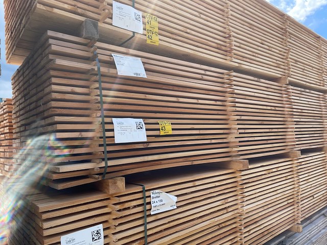 Ca. 140x douglas planken fijnbezaagd, 24x150mm, lengte 500cm - afbeelding 4 van  4